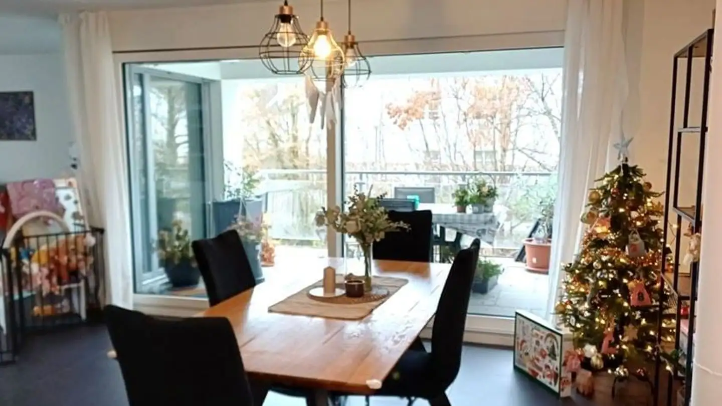 Appartement à louer - Stationsstrasse, 8606 Nänikon - Photo 2