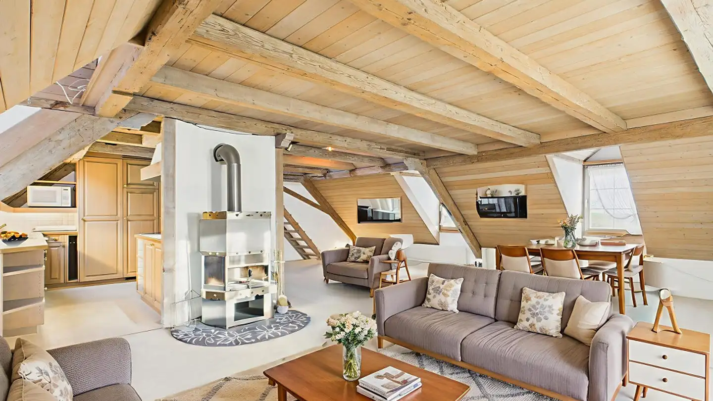 Dachgeschosswohnung mieten - 9213 Hauptwil