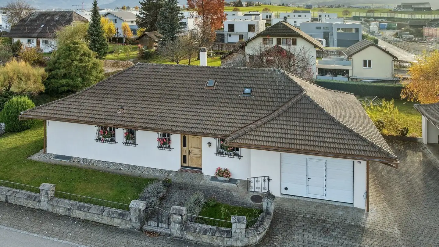 Single house for sale - 1632 Riaz