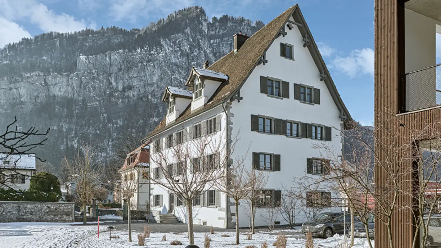 Dachgeschosswohnung mieten - Letz 15, 8752 Näfels