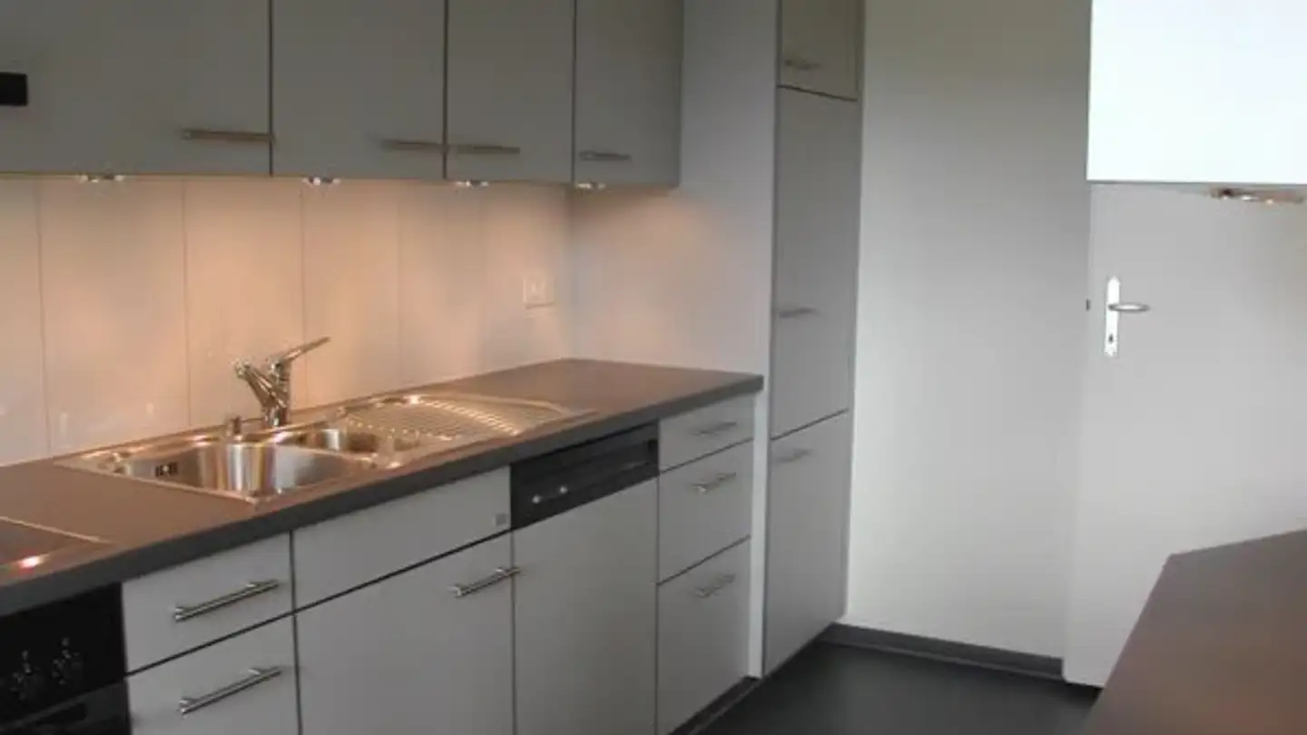 Apartment for rent - Chemin De Schwadernau / Schwadernauweg 16, 2504 Biel/Bienne - Photo 4