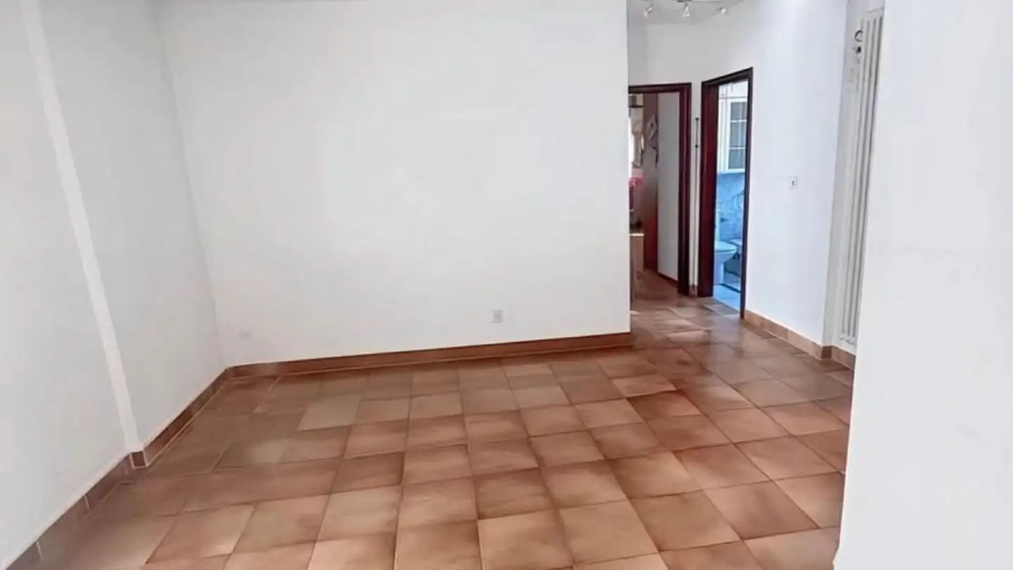 Wohnung mieten - Contrada Cima Piazza, 6512 Giubiasco - Foto 2