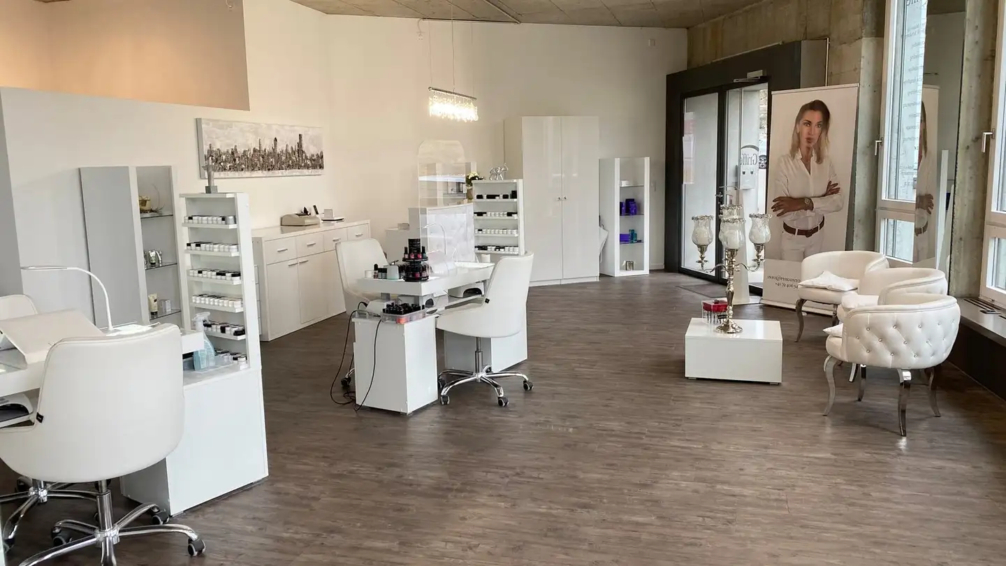 Arztpraxis mieten - Husmatt 1, 5405 Dättwil AG - Foto 3