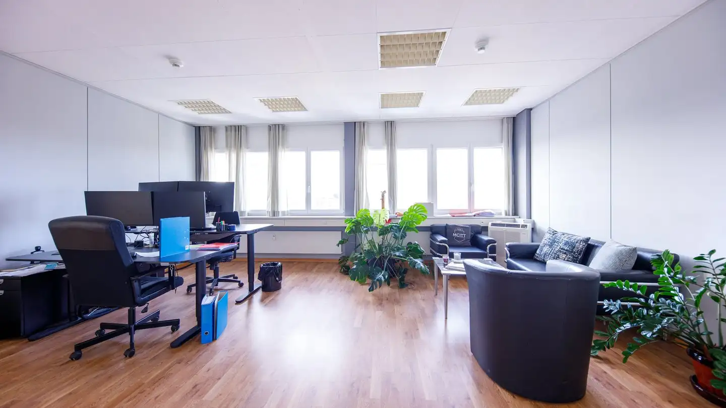 Spazio ufficio in affitto - Schwäntenmos 6a, 8126 Zumikon - Photo 3