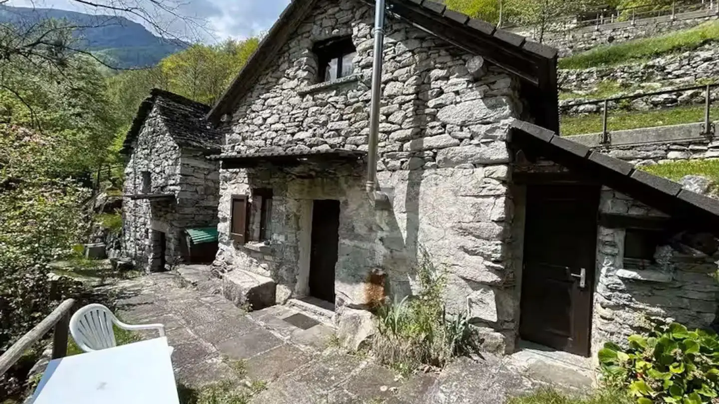 Casa in vendita - 6631 Corippo