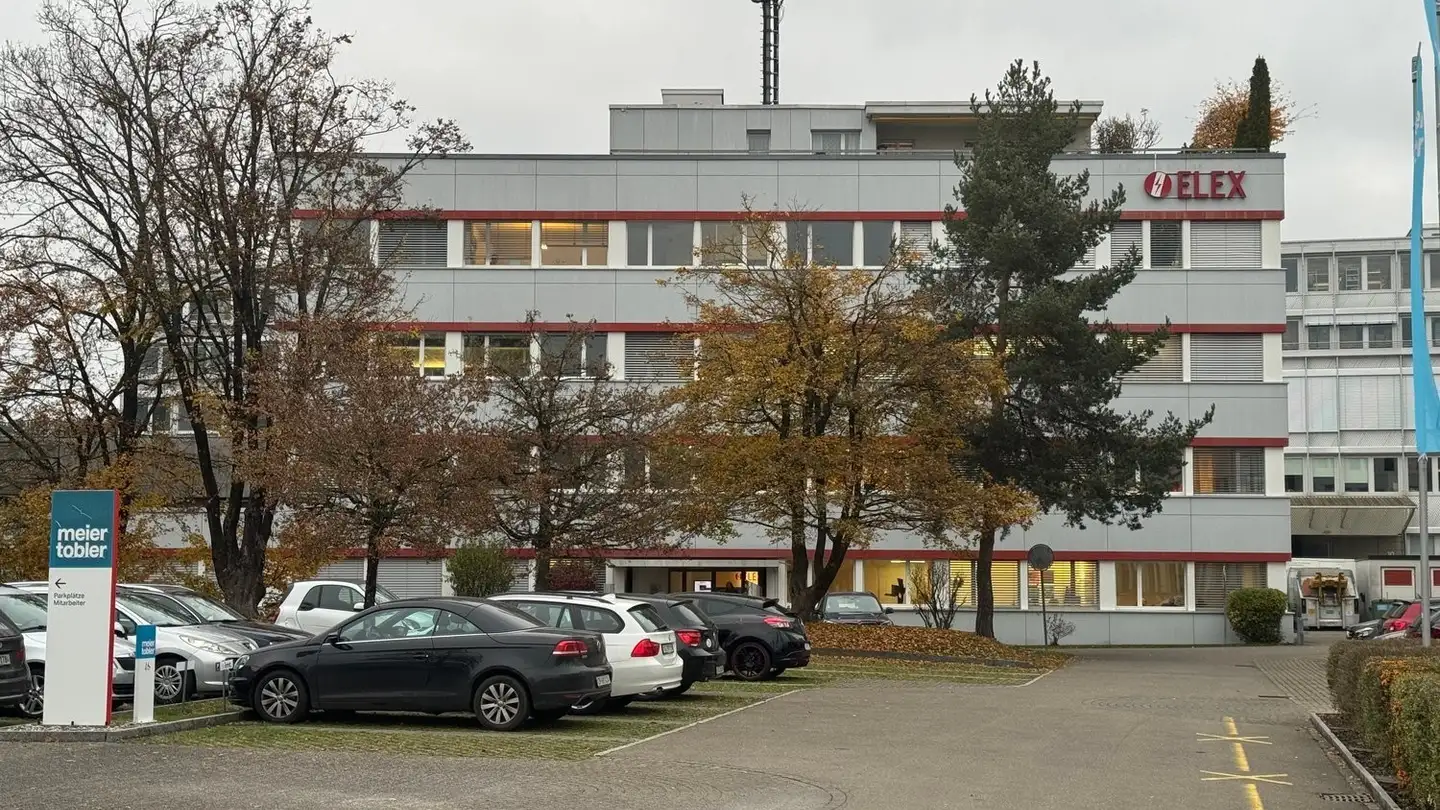 Commerciale in affitto - Eschenstrasse 6, 8603 Schwerzenbach
