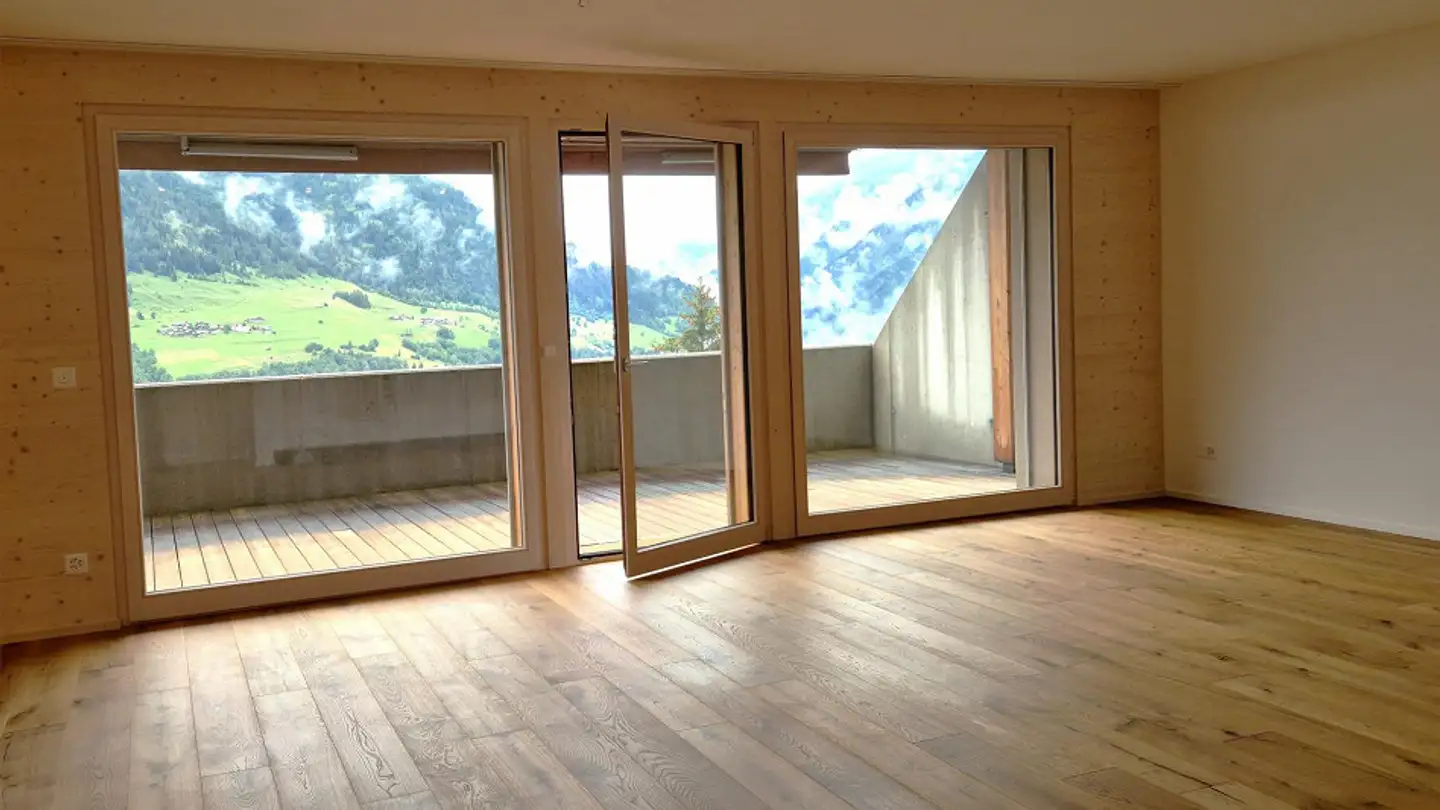 Appartamento in affitto - Via Crest La Geina 132q, 7142 Cumbel - Photo 3