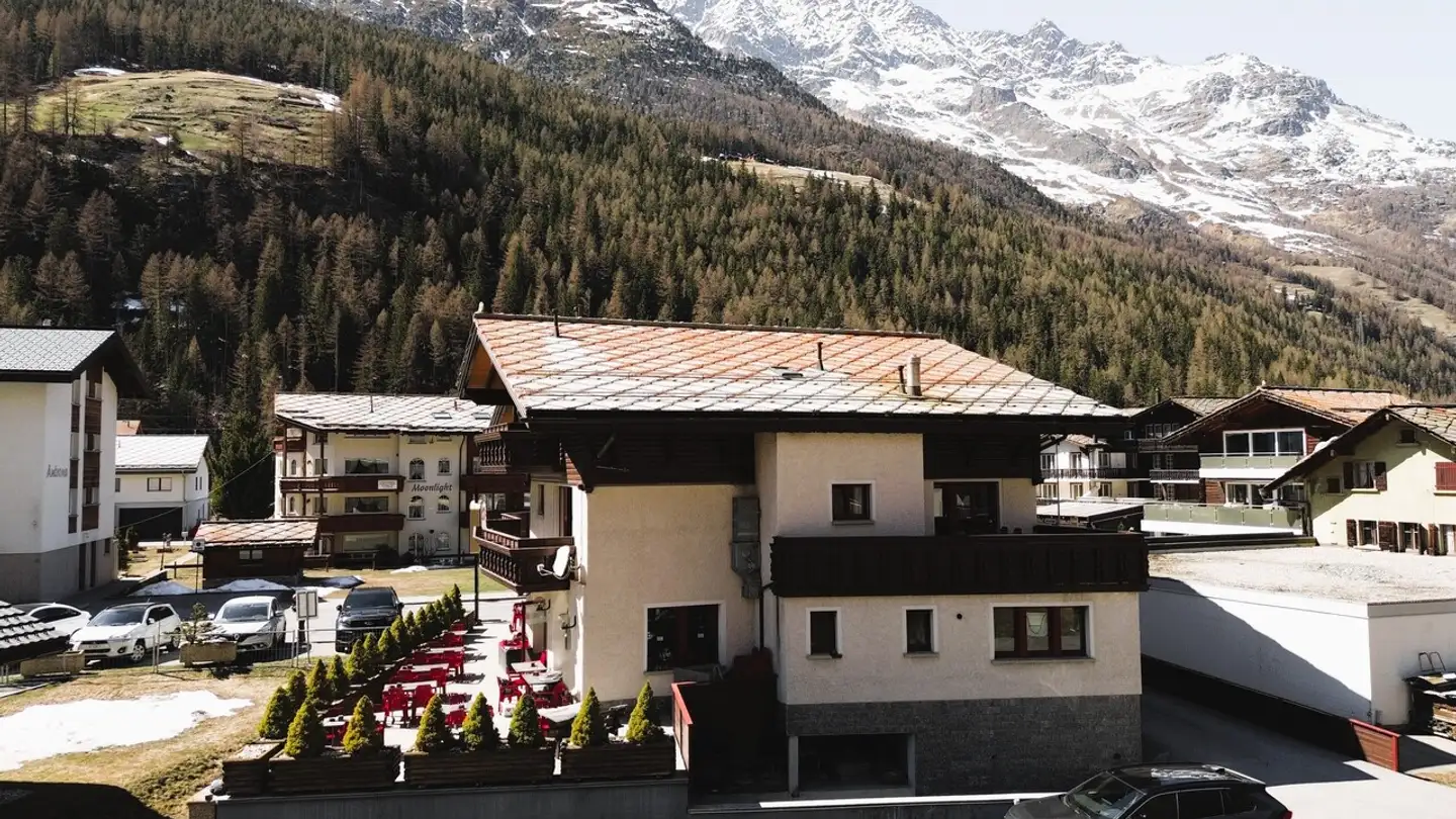 Hotel for sale - Saastalstrasse 247, 3910 Saas-Grund - Photo 3