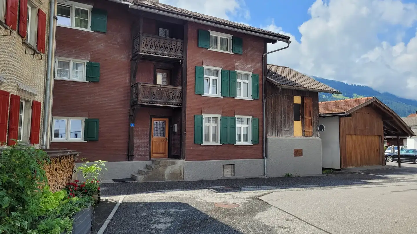 Attique à louer - Cunterscher Strass 6, 7240 Küblis