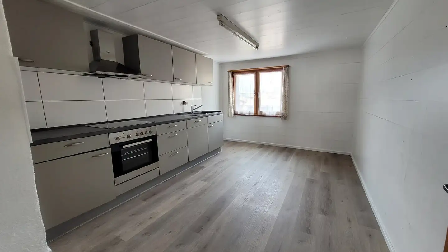 Attique à louer - Cunterscher Strass 6, 7240 Küblis - Photo 2