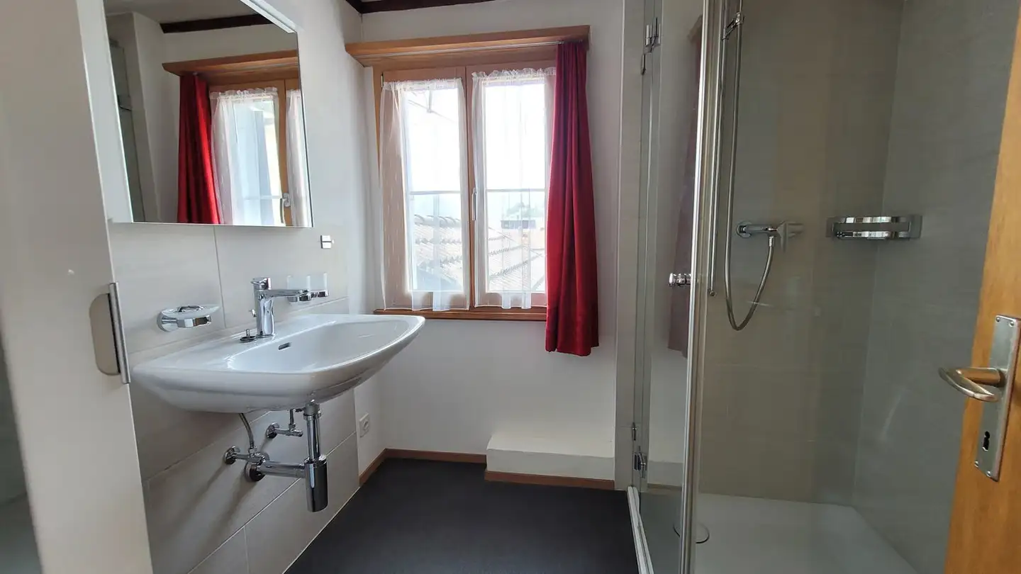 Attique à louer - Cunterscher Strass 6, 7240 Küblis - Photo 3