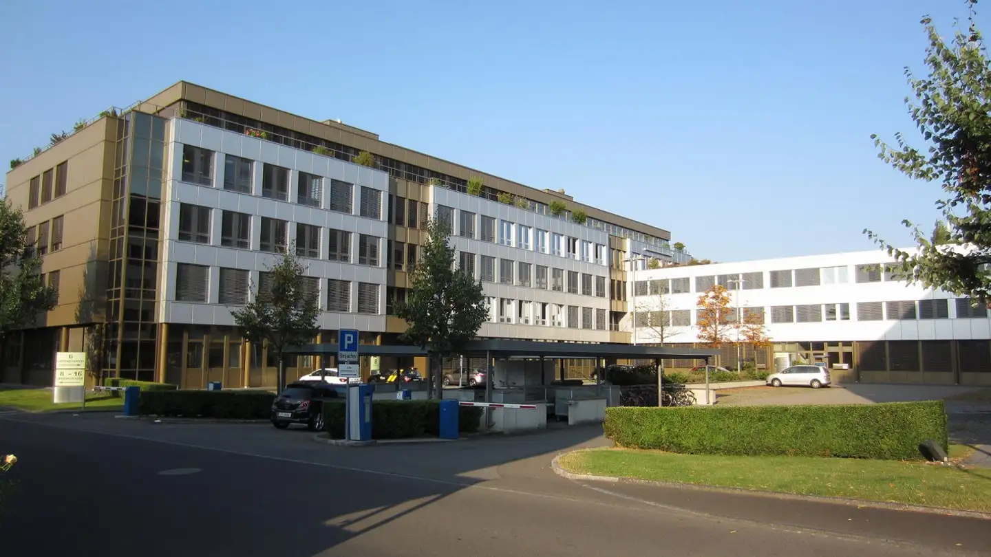 Bureau à louer - Lindenstrasse 10, 6340 Baar