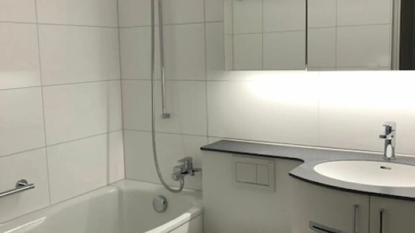 Apartment for rent - Schüracherstrasse 4, 8700 Küsnacht ZH - Photo 4