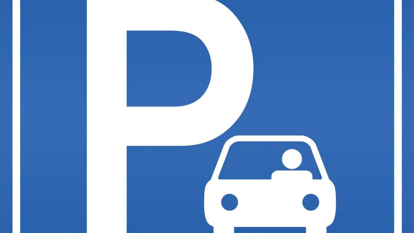 Outdoor parking space for rent - Flüelerstrasse 143, 6460 Altdorf UR