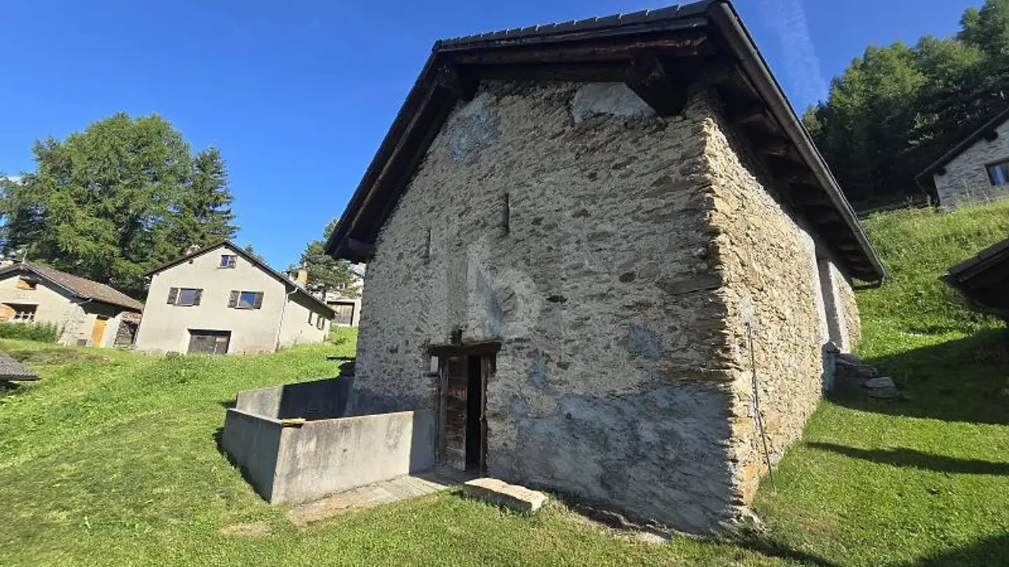 Chalet à vendre - Via Quinto, 6777 Quinto