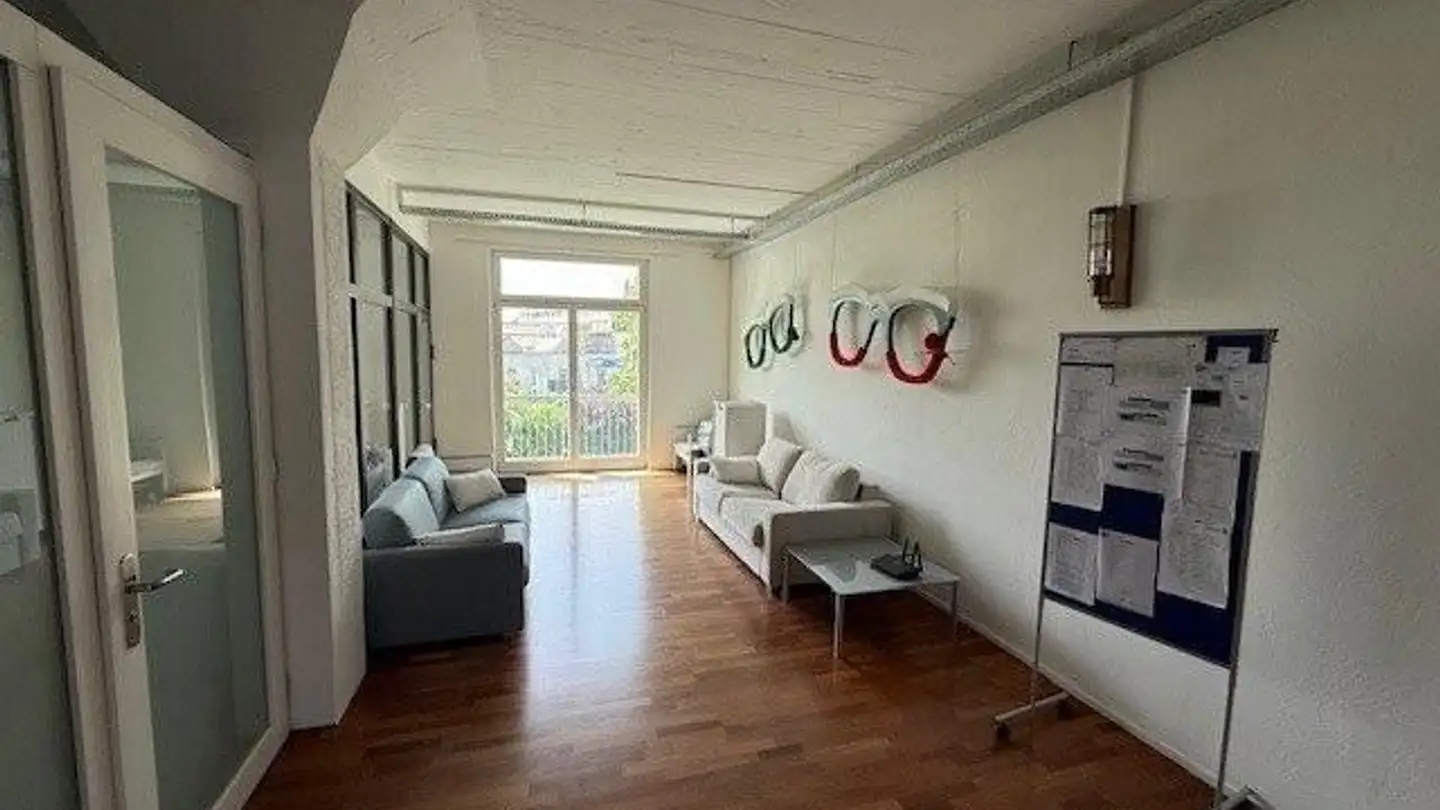 Loft for rent - Rue D'aarberg / Aarbergstrasse 7, 2560 Nidau - Photo 4