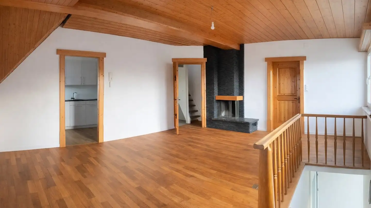 Dachgeschosswohnung mieten - Kirschgartenstrasse 3, 4132 Muttenz