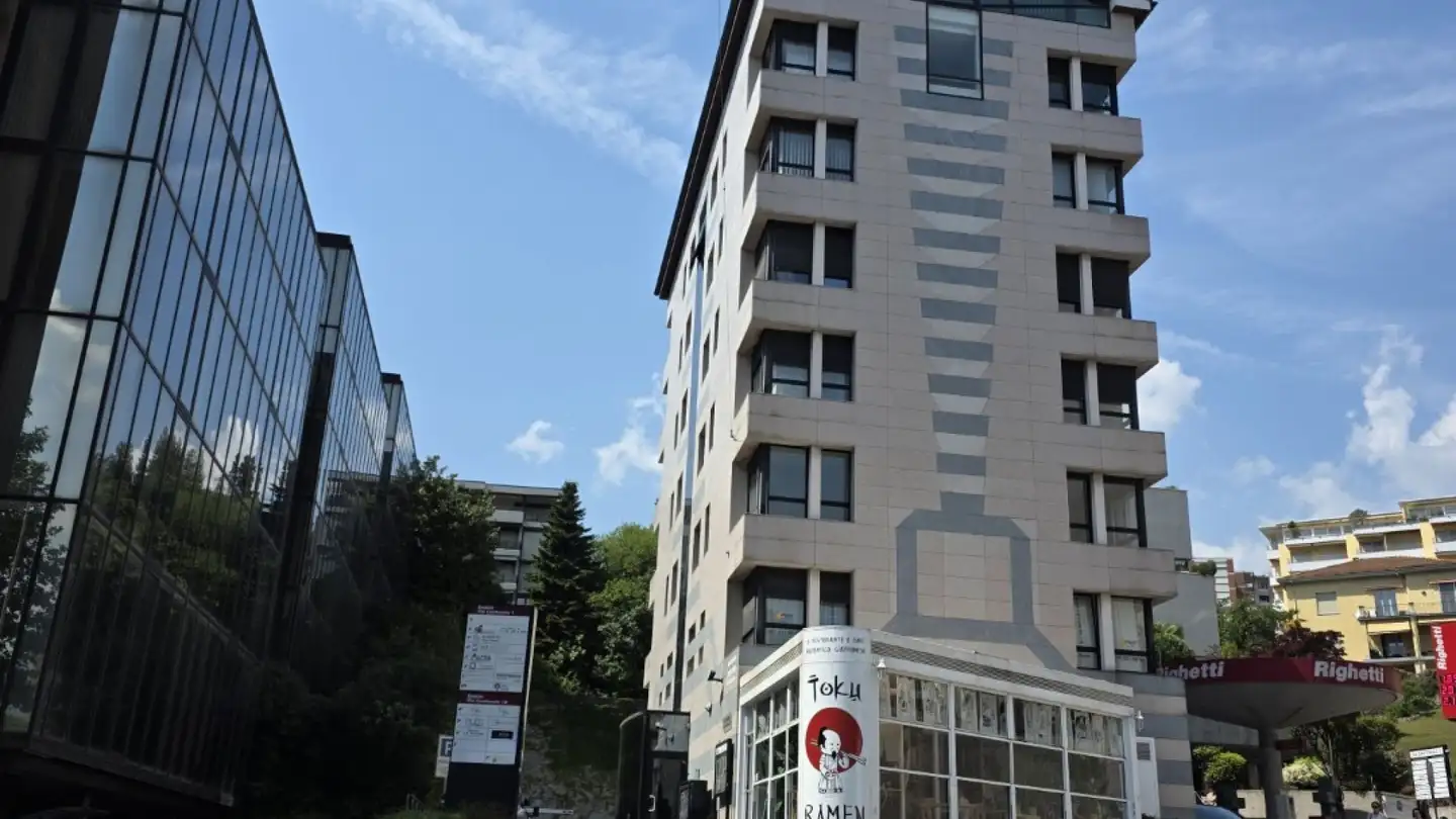 Spazio ufficio in affitto - Via Cantonale 1a, 6900 Lugano