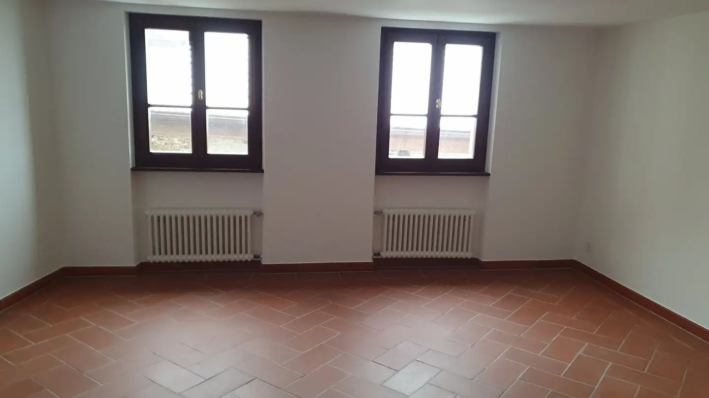 Appartement à louer - Vicolo Dei Saroli 1, 6944 Cureglia - Photo 2