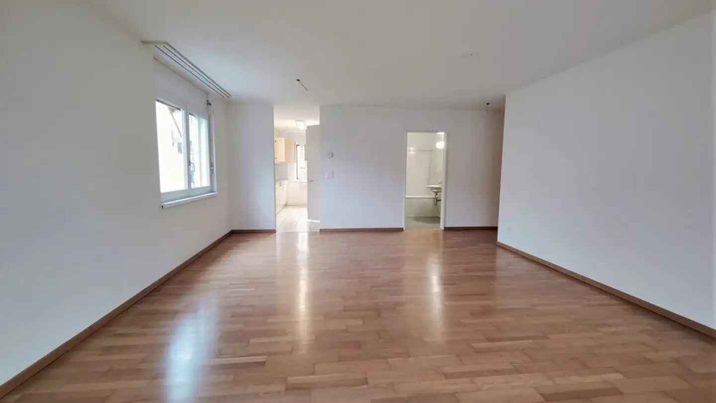 Apartment for rent - Länggenstrasse 3, 8184 Bachenbülach - Photo 3