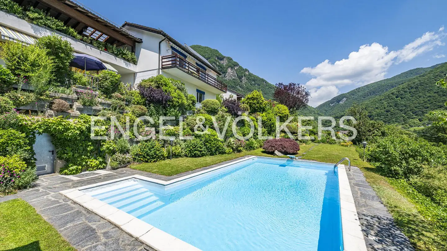Villa for sale - 6822 Arogno