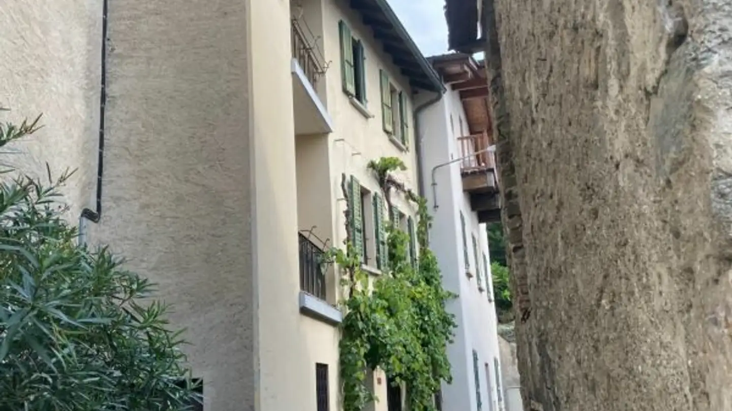Edificio residenziale in vendita - Via Di Zocurin 4, 6814 Lamone - Photo 2