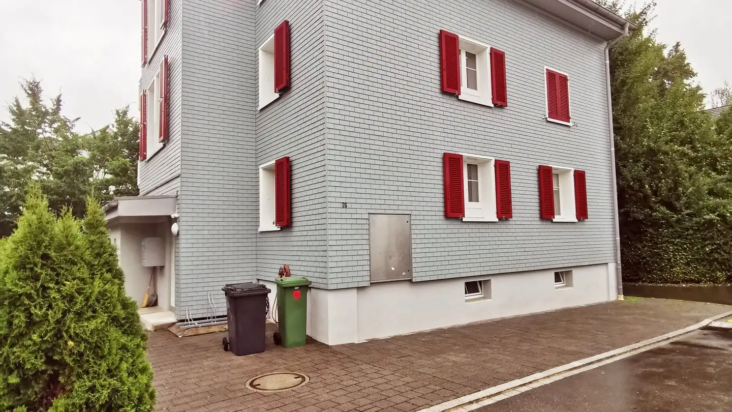 Dachgeschosswohnung mieten - Tannackerstrasse 26, 8632 Tann