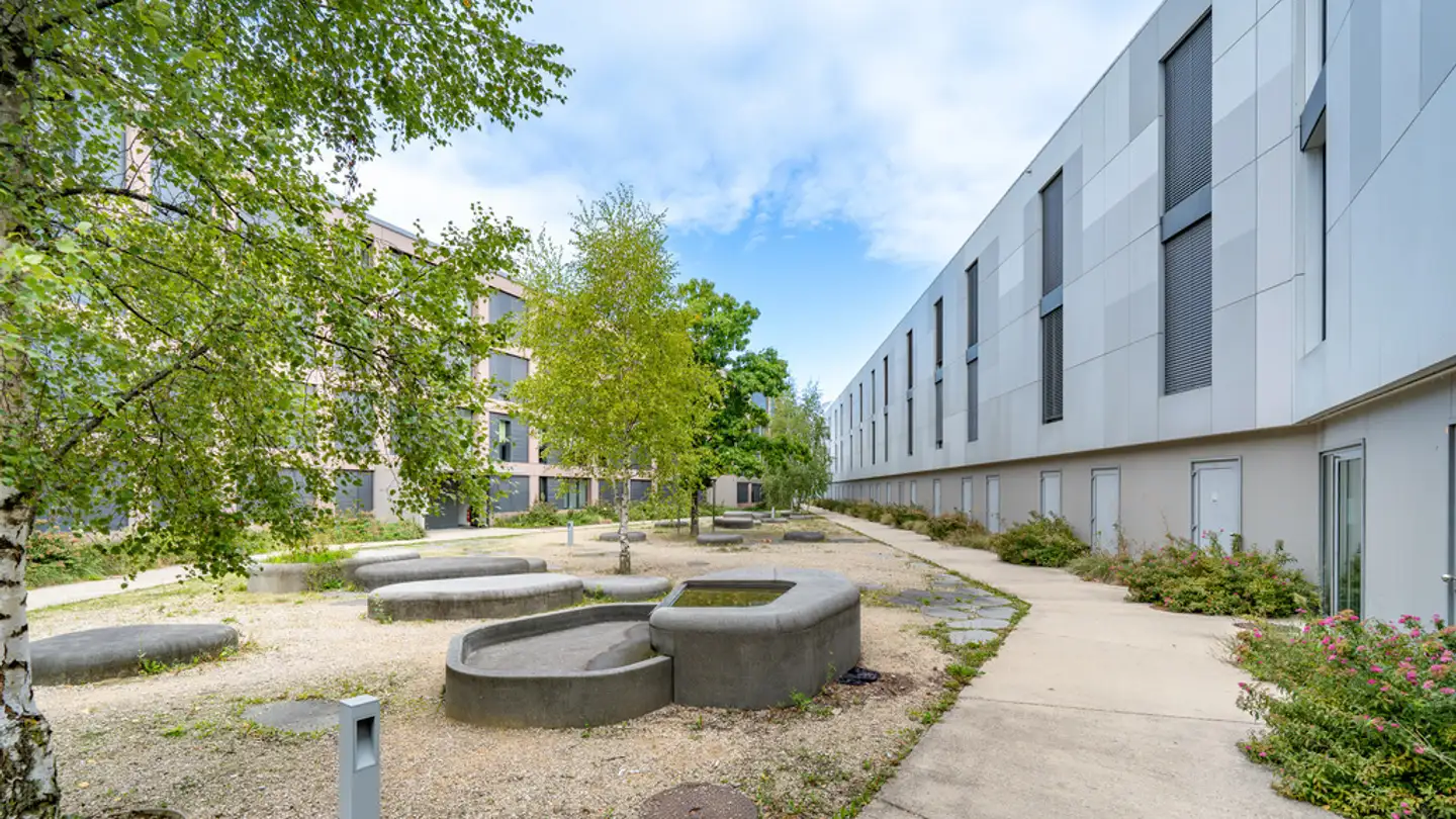 Parcheggio esterno in affitto - Chemin Du Rionzi 43, 1052 Le Mont-sur-Lausanne