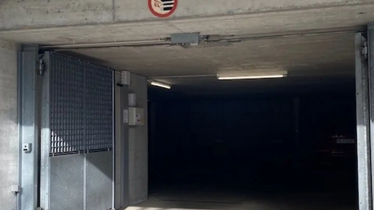Parcheggio sotterraneo in affitto - Stallenmattstrasse 71a, 4104 Oberwil BL - Foto 3