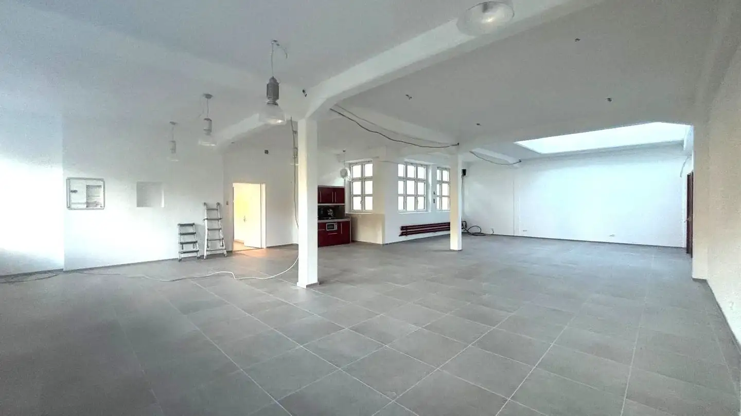 Commercial à louer - Freihofstrasse 20, 8700 Küsnacht ZH