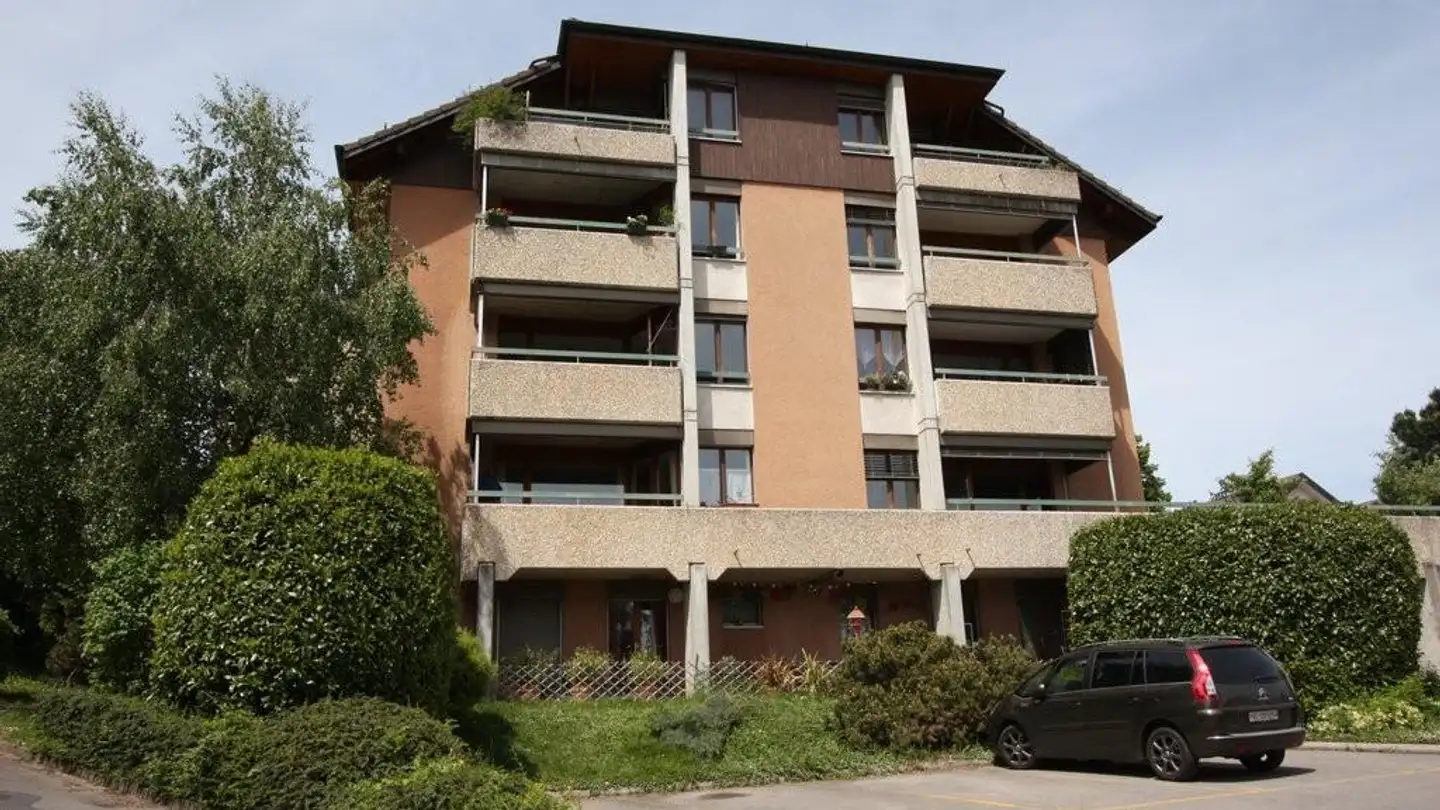 Indoor motorbike parking space for rent - Chemin De La Traverse 2, 1170 Aubonne