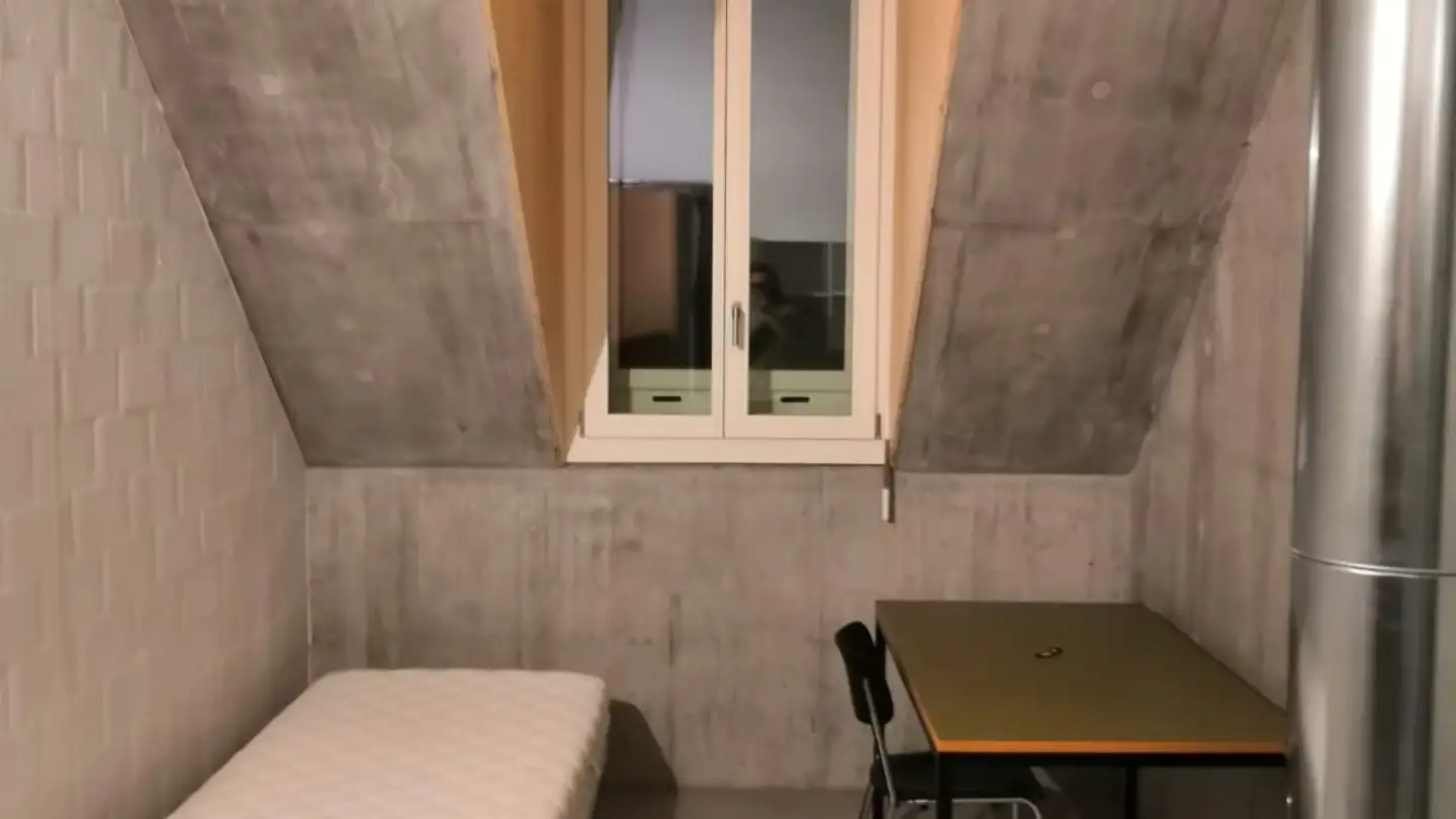 Chambre à louer - Bucheggstrasse 8, 8037 Zürich