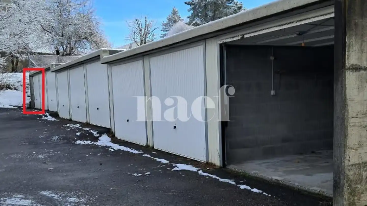 Garage singolo in affitto - Rue Du Chalet 8, 2300 La Chaux-de-Fonds