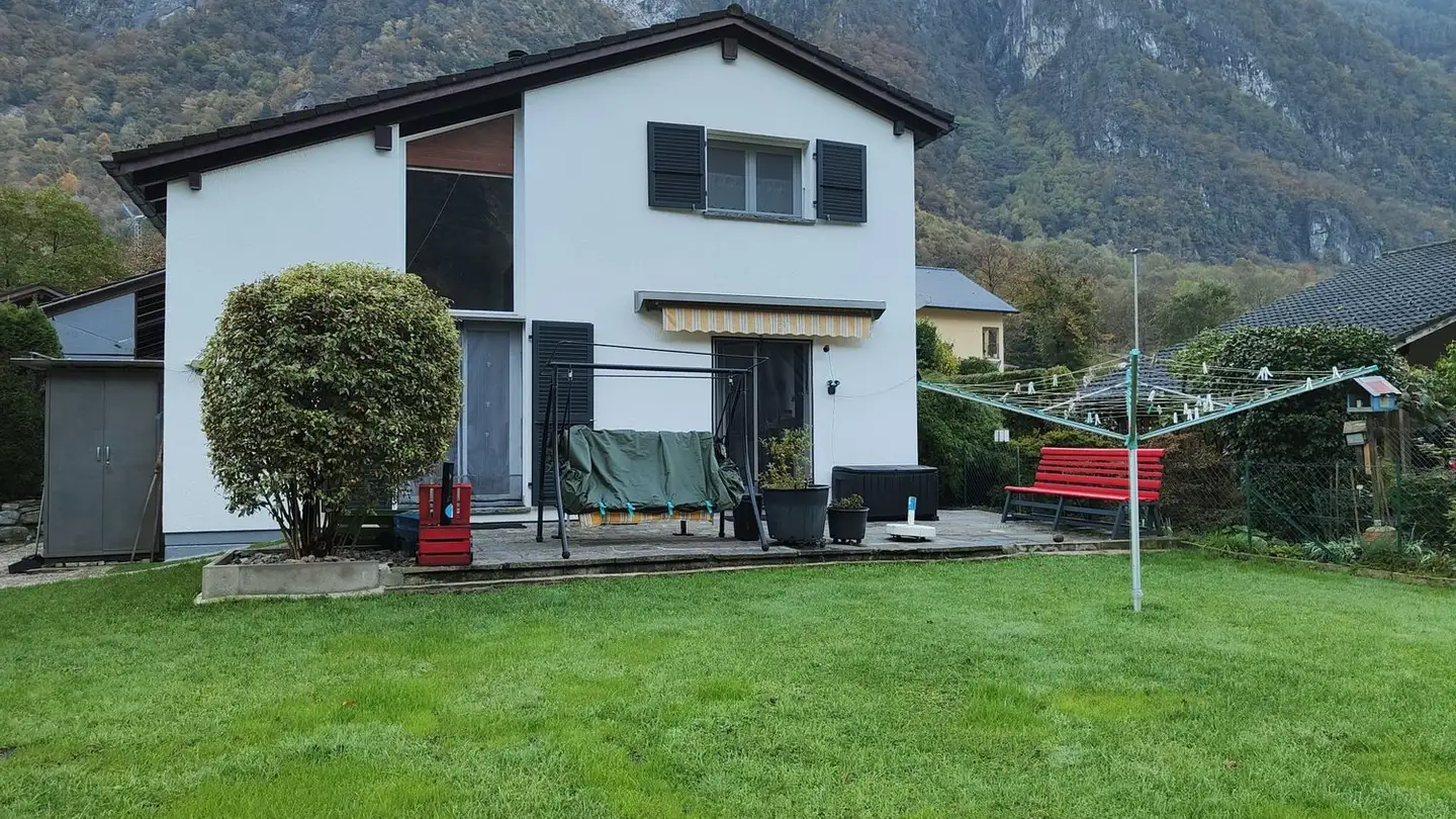 Einfamilienhaus kaufen - 6558 Lostallo