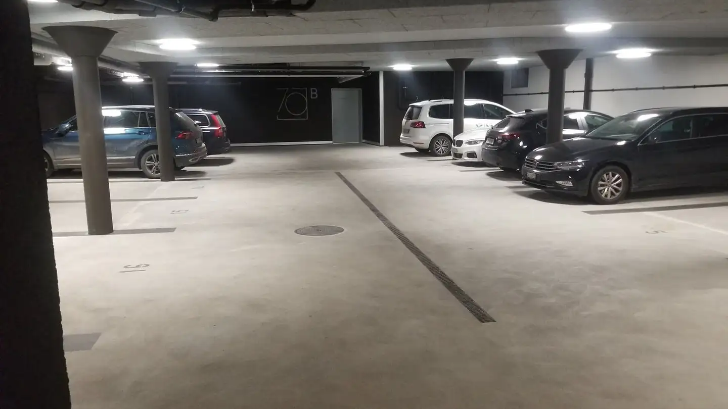 Underground parking space for rent - Regensdorferstrasse 70, 8049 Zürich