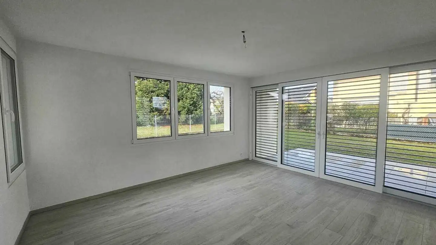 Maison en terrasse à louer - Route Des Matagasses 40, 1268 Burtigny - Photo 2