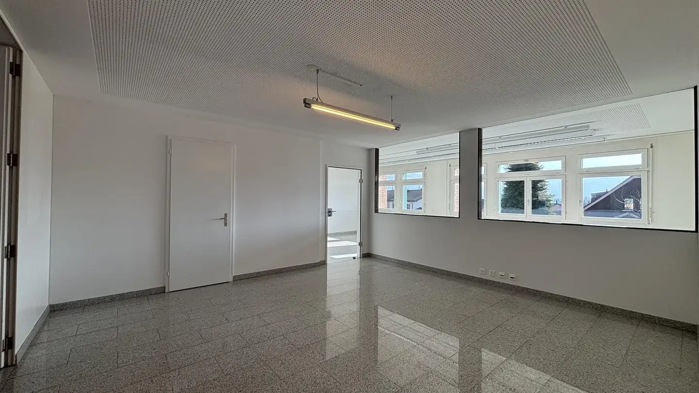 Office space for rent - St. Gallerstrasse 161, 8645 Jona - Photo 4