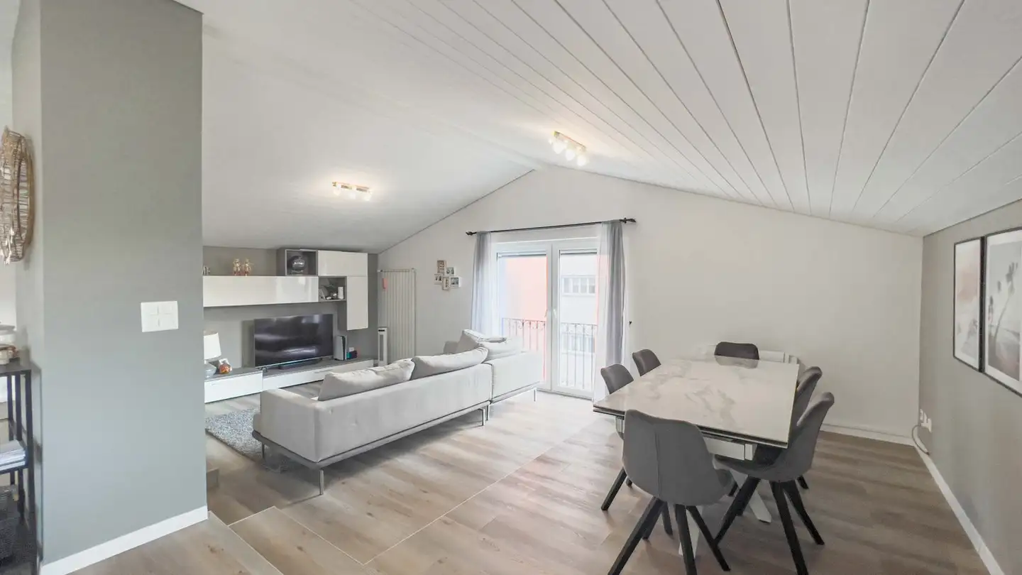 Mixed-use building for sale - Via Vignalunga, 6850 Mendrisio