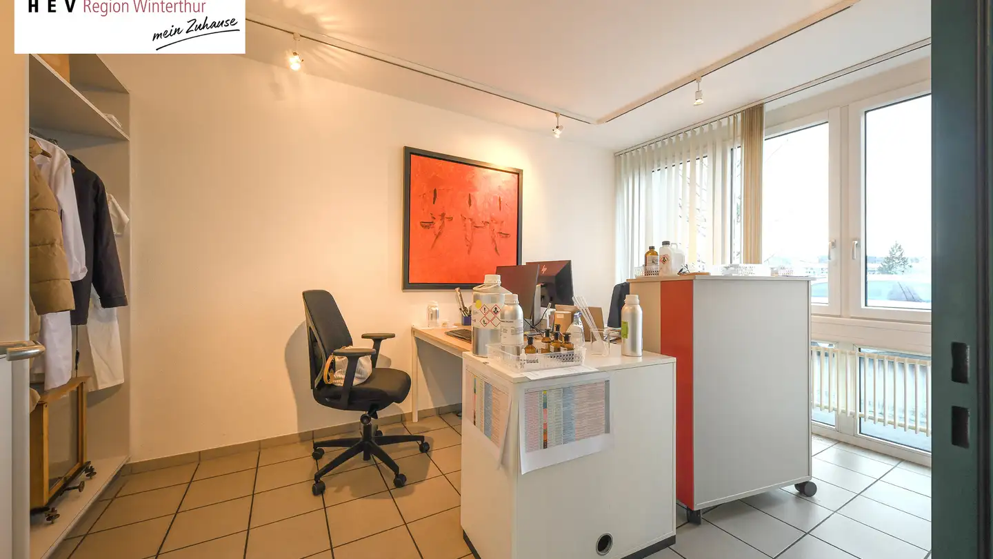 Mixed-use building for sale - Stäffelistrasse 8, 8409 Winterthur - Photo 2