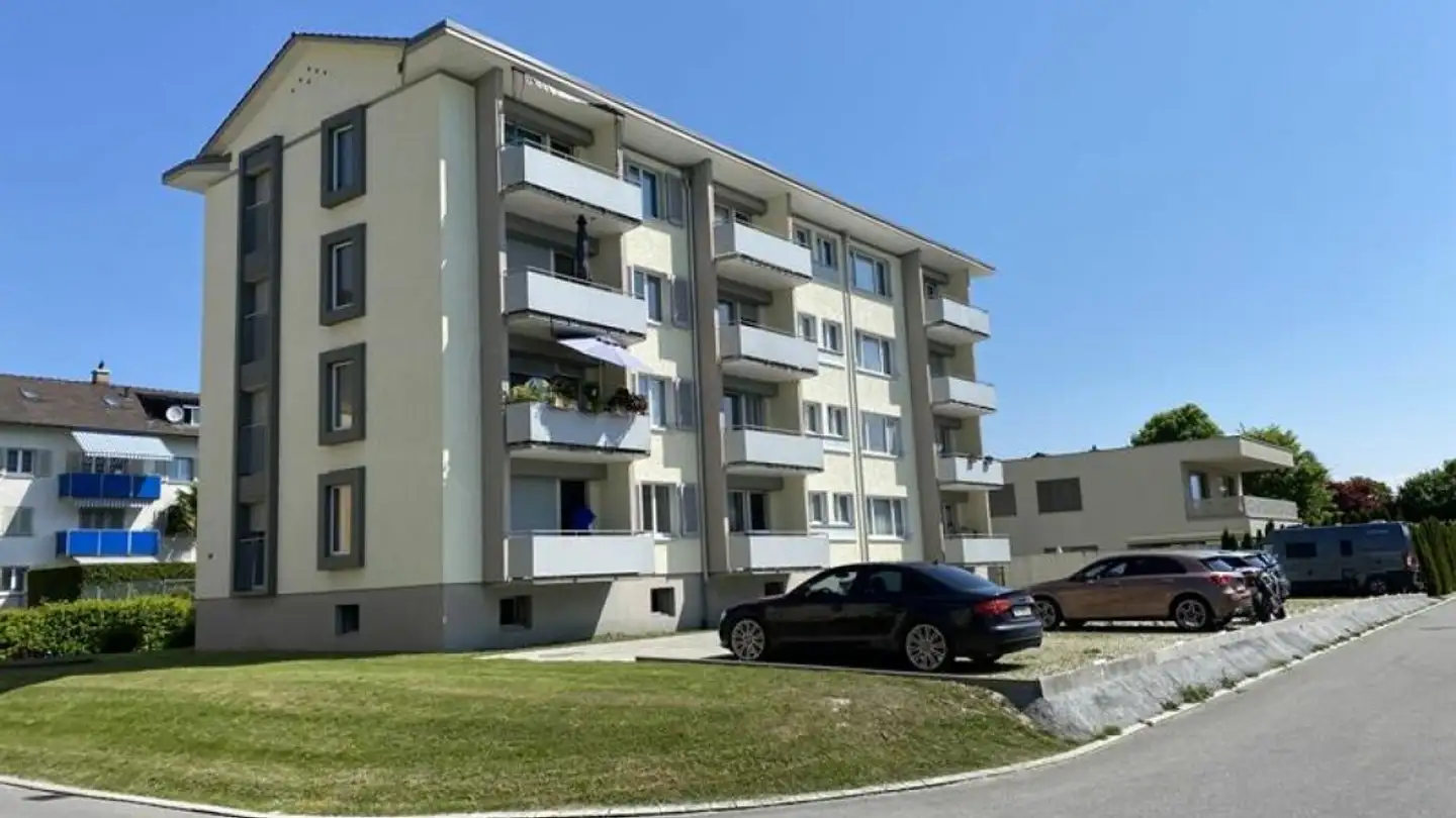 Parkplatz im Freien mieten - Giessenstrasse 6, 9434 Au SG - Foto 2