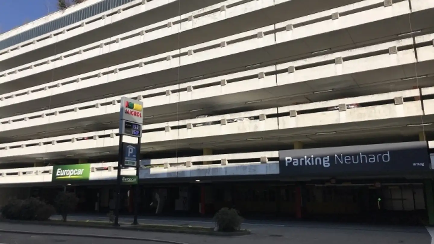 Outdoor parking space for rent - Neuhardstrasse 34, 4600 Olten