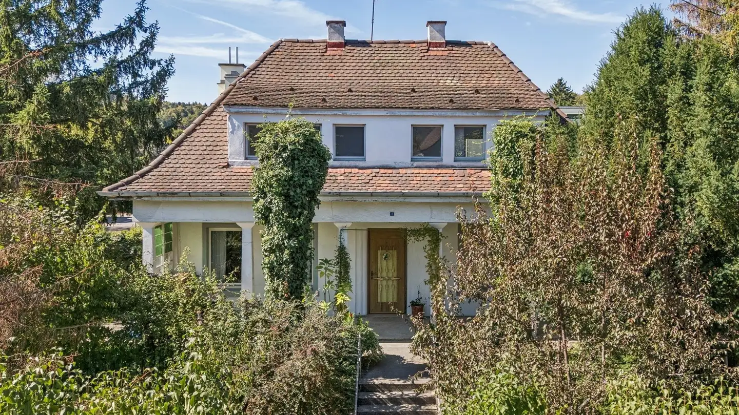 Single house for sale - Rosenweg 1, 4153 Reinach BL