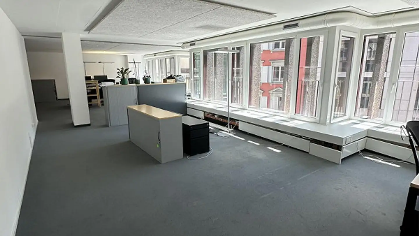 Commercial à louer - Burggraben 16, 9000 St. Gallen - Photo 2