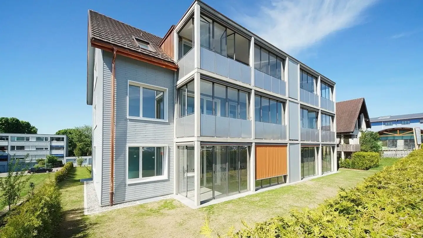 Gewerbe mieten - Altmannsteinstrasse 8, 8181 Höri