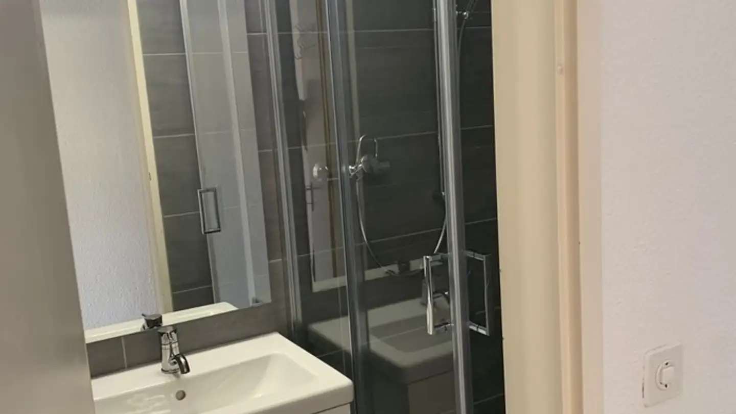 Zimmer mieten - Löwenstrasse 9, 8953 Dietikon