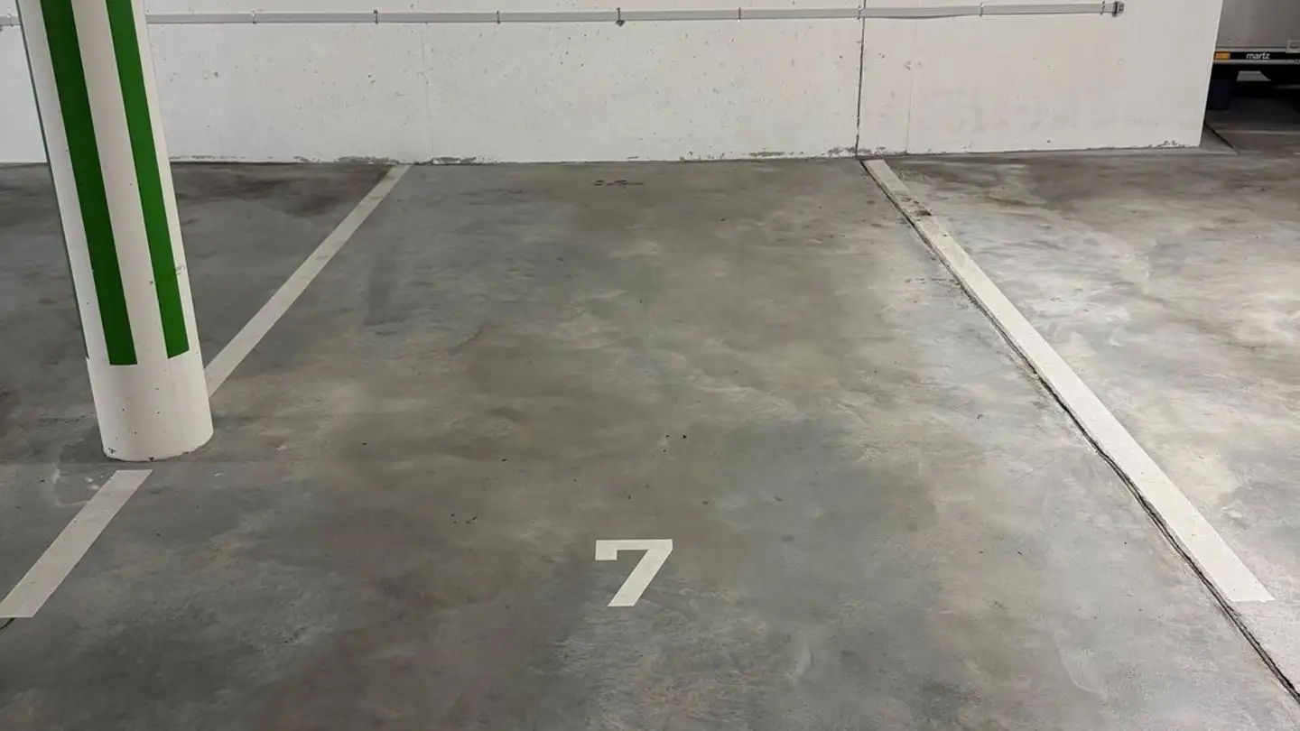 Single garage for rent - Hellbühlstrasse 7, 6102 Malters