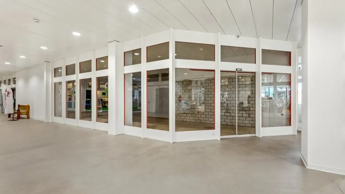 Shop for rent - Friedhofstrasse 2, 5610 Wohlen AG - Photo 2