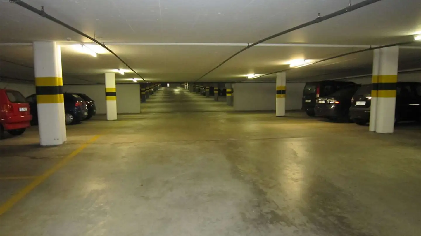 Place de parking souterraine à louer - Pleerweg 13A, 3400 Burgdorf