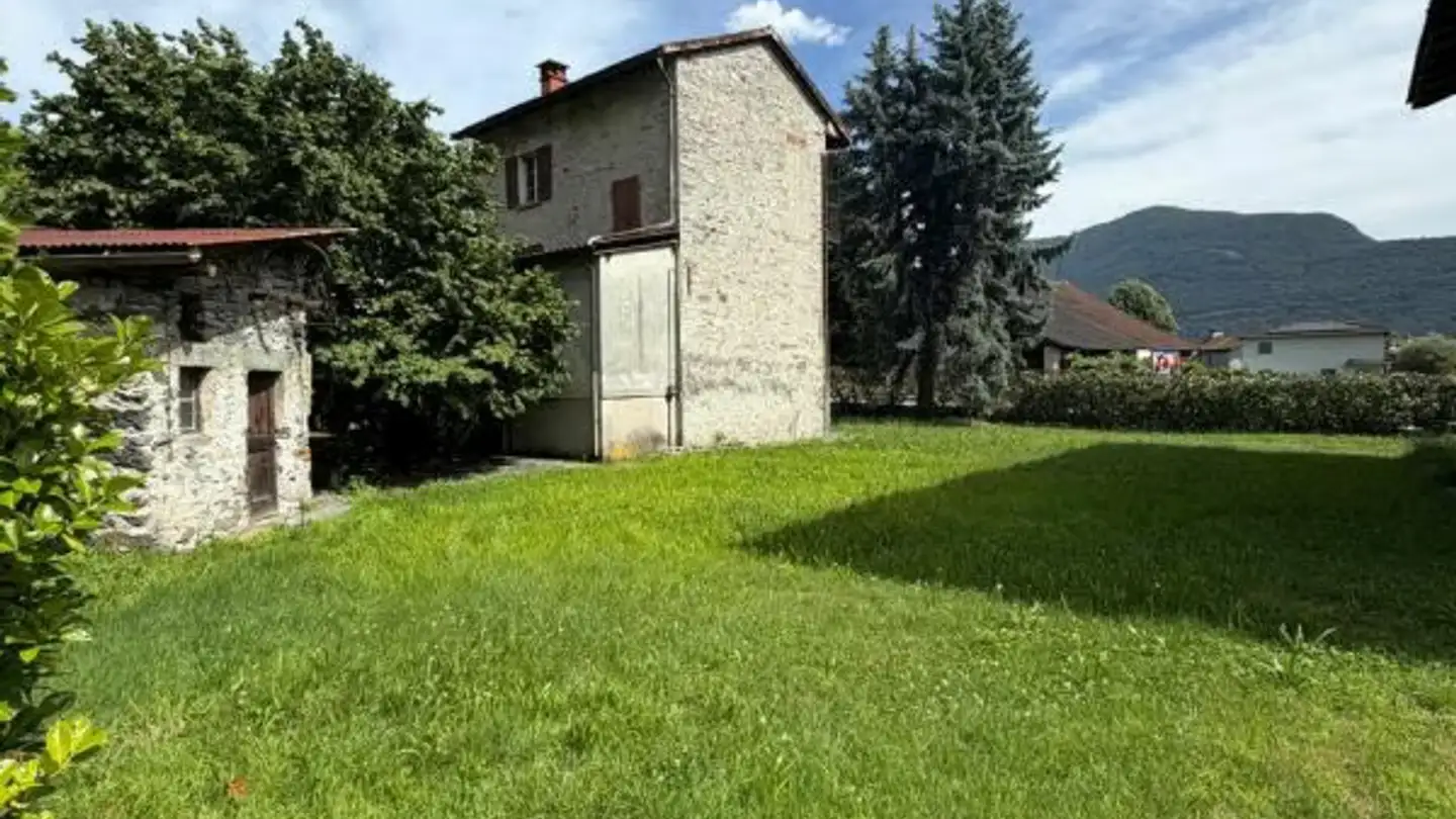 Appartement à vendre - Via Centrale 1, 6516 Cugnasco