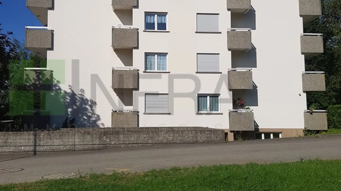 Garage singolo in affitto - La Colombière 131, 2900 Porrentruy - Photo 4